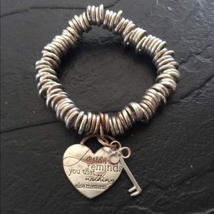Love Reminds U that Nothing Else Matters Bracelet